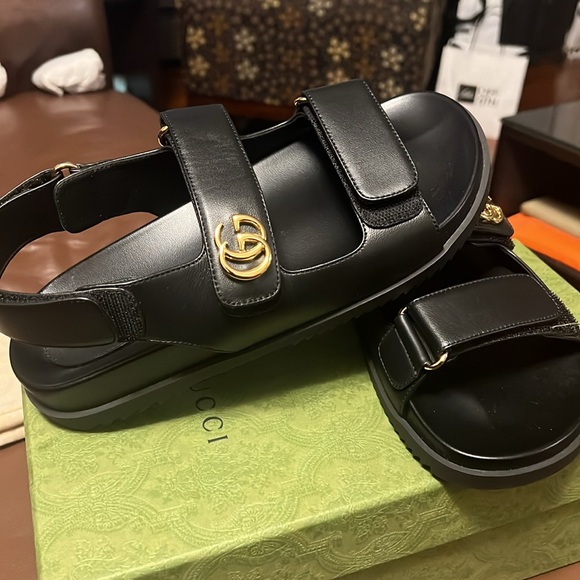 Gucci double G sandals - Picture 2 of 3